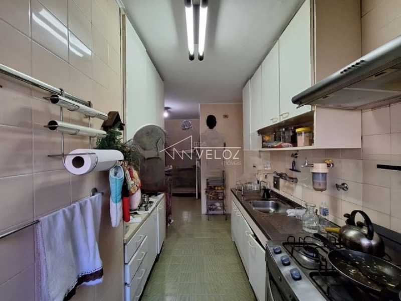 Apartamento à venda com 2 quartos, 105m² - Foto 4