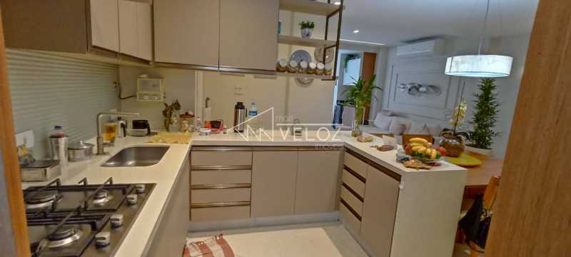 Apartamento à venda com 3 quartos, 130m² - Foto 5