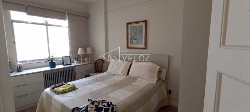 Apartamento à venda com 3 quartos, 130m² - Foto 19