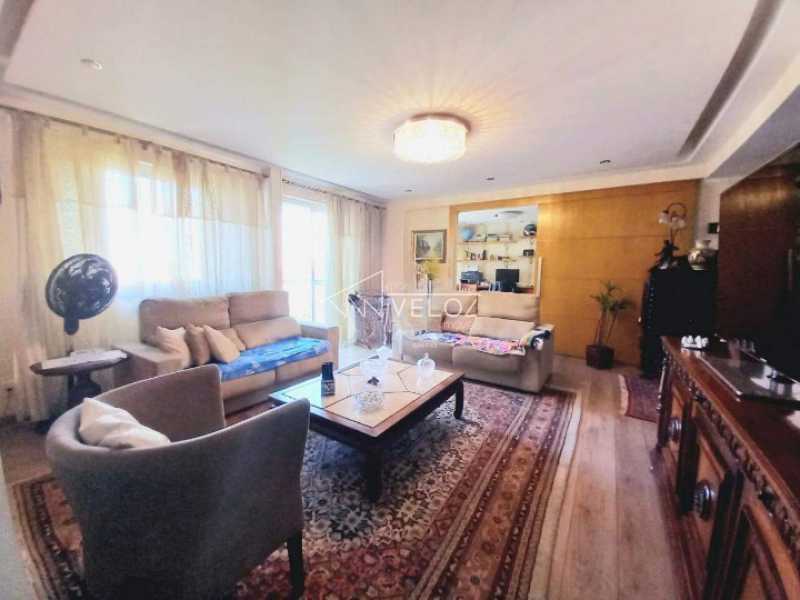 Apartamento à venda com 4 quartos, 178m² - Foto 2