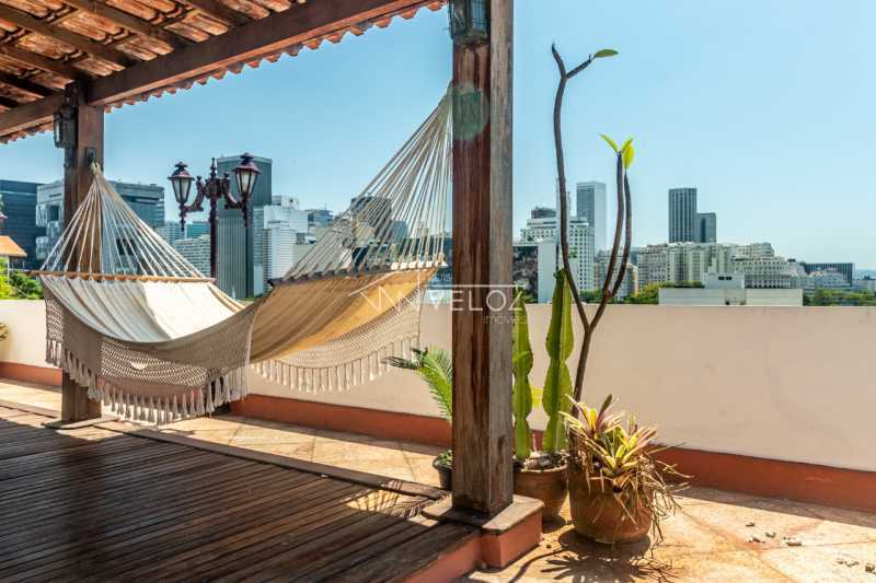 Casa à venda com 5 quartos, 174m² - Foto 9