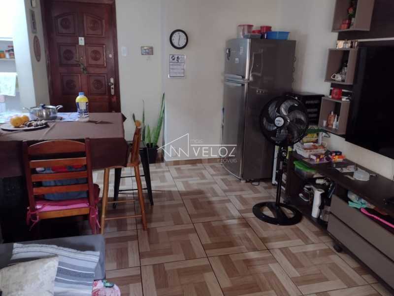 Apartamento à venda com 1 quarto, 31m² - Foto 6