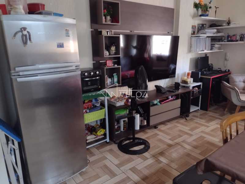 Apartamento à venda com 1 quarto, 31m² - Foto 3