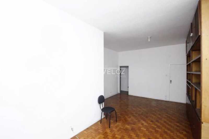 Apartamento à venda com 3 quartos, 100m² - Foto 3