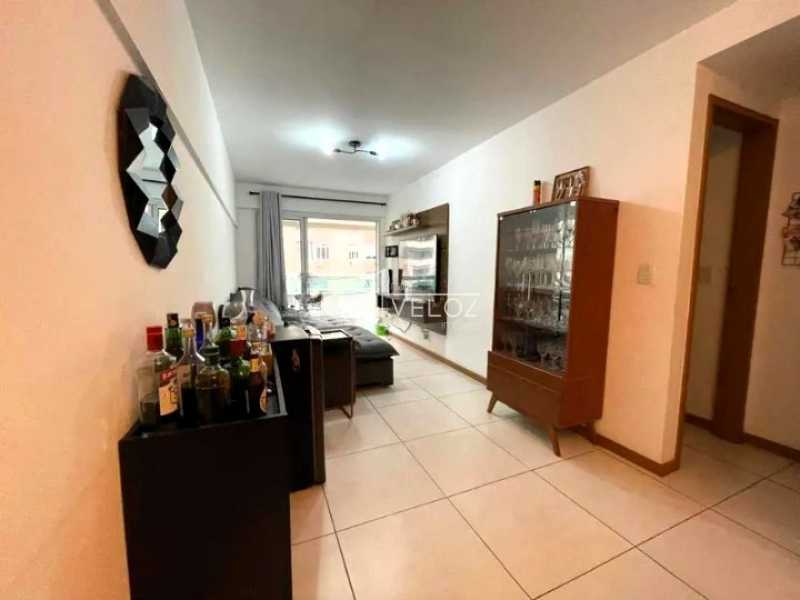 Apartamento à venda com 2 quartos, 88m² - Foto 3