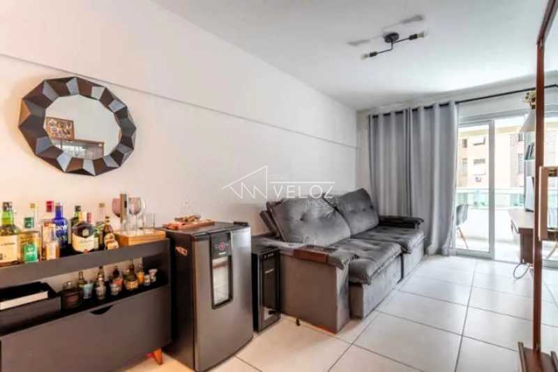 Apartamento à venda com 2 quartos, 88m² - Foto 2