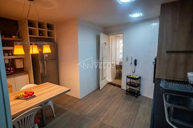 Apartamento à venda com 3 quartos, 135m² - Foto 20