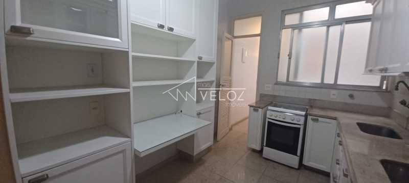 Apartamento à venda com 3 quartos, 215m² - Foto 19