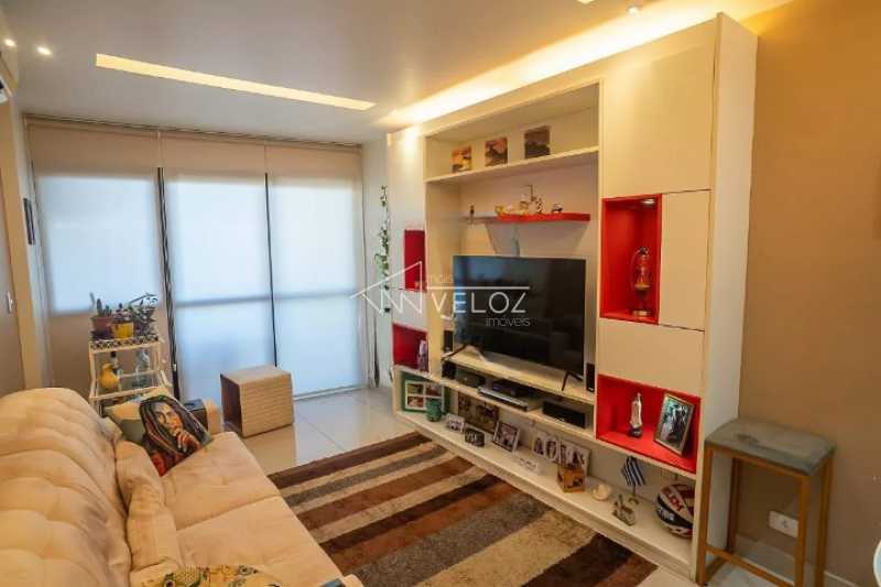 Apartamento à venda com 2 quartos, 75m² - Foto 1