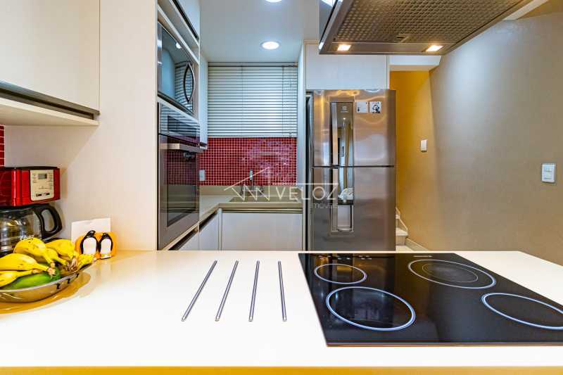 Apartamento à venda com 2 quartos, 75m² - Foto 10