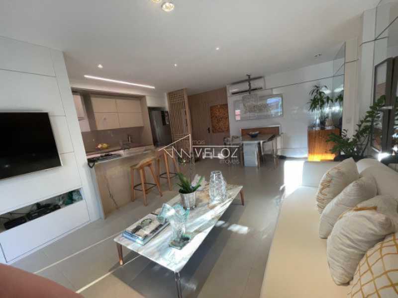 Apartamento à venda com 2 quartos, 80m² - Foto 2