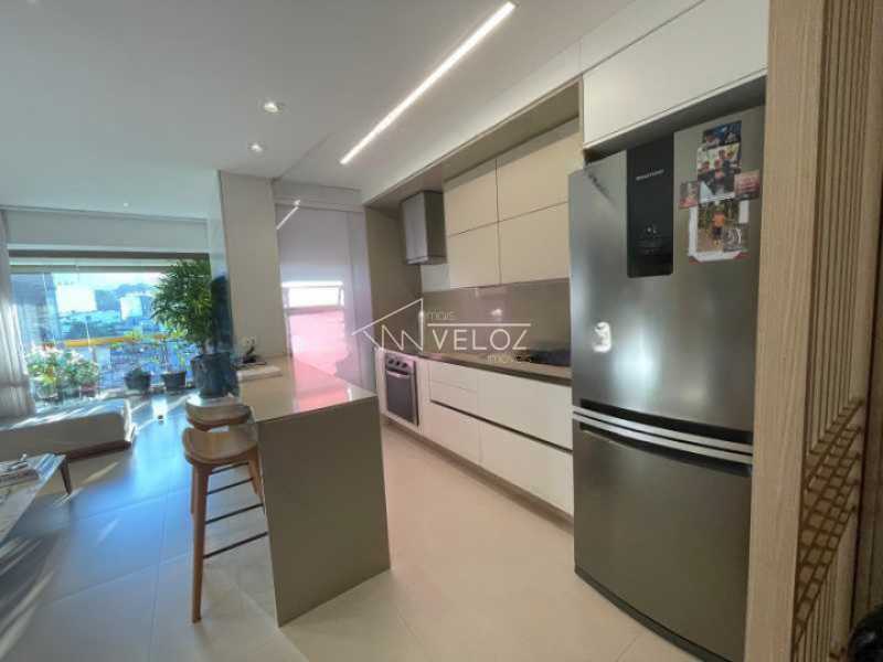 Apartamento à venda com 2 quartos, 80m² - Foto 18