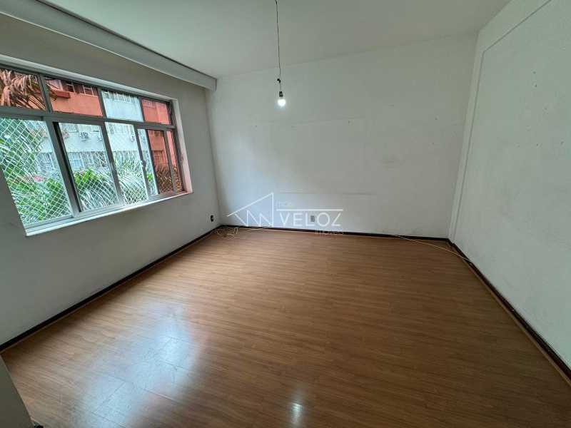 Apartamento à venda com 3 quartos, 106m² - Foto 3