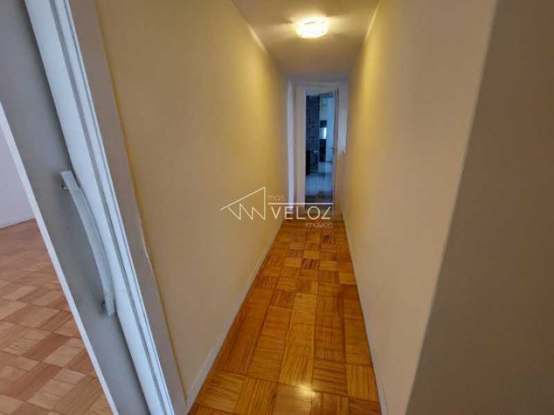 Apartamento à venda com 4 quartos, 180m² - Foto 8