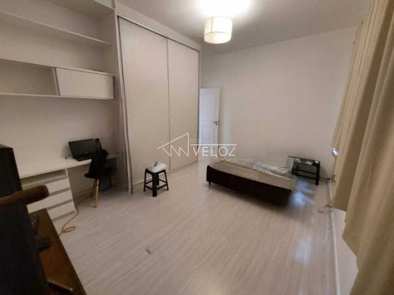 Apartamento à venda com 4 quartos, 180m² - Foto 15