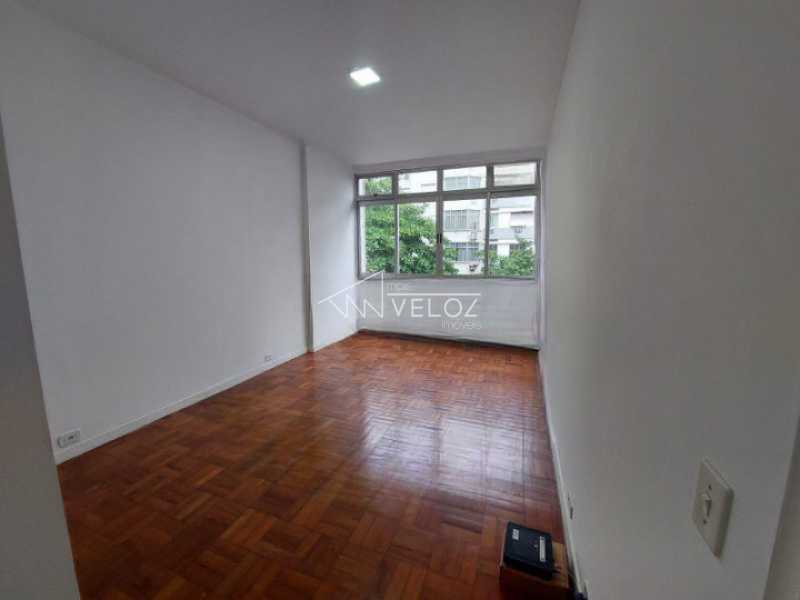 Apartamento à venda com 4 quartos, 180m² - Foto 3