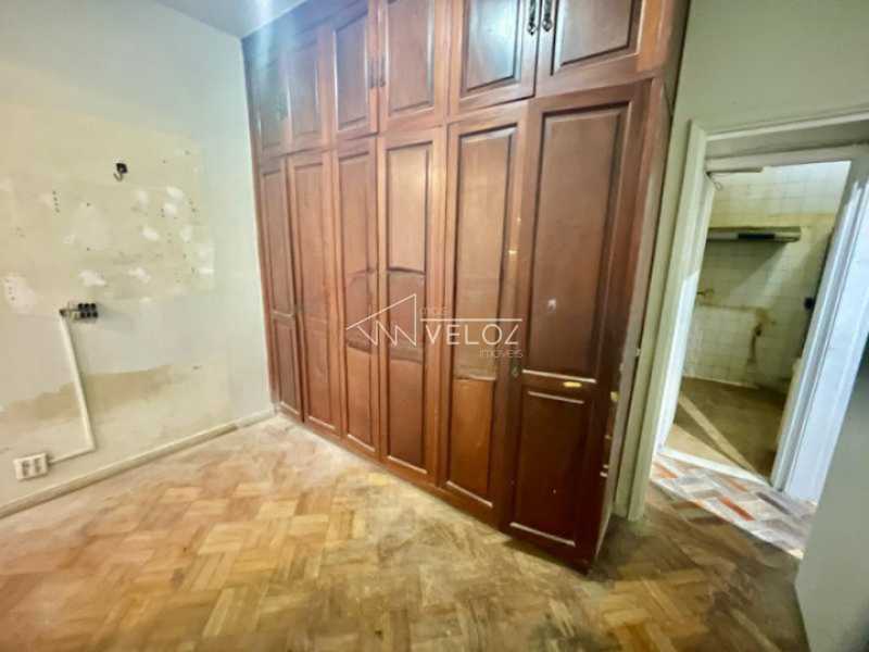 Apartamento à venda com 2 quartos, 61m² - Foto 12