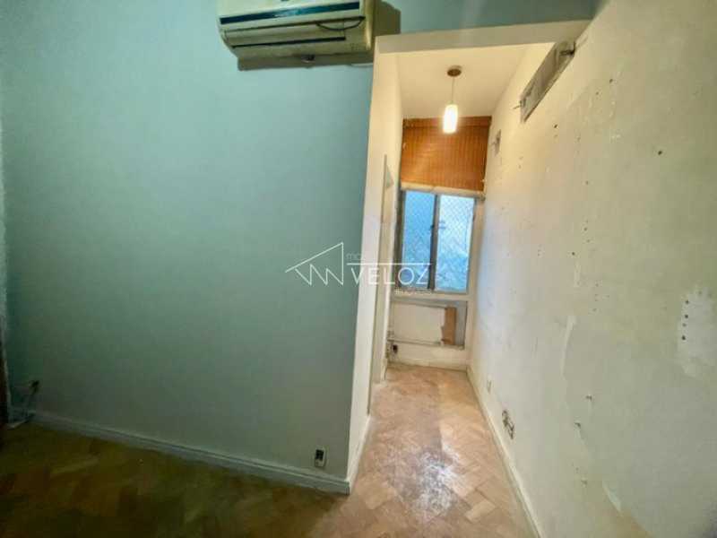 Apartamento à venda com 2 quartos, 61m² - Foto 15