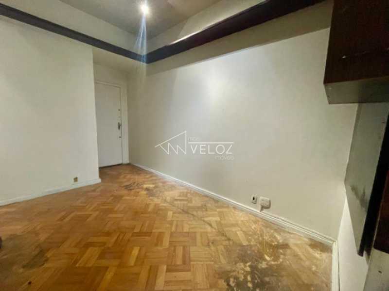 Apartamento à venda com 2 quartos, 61m² - Foto 16