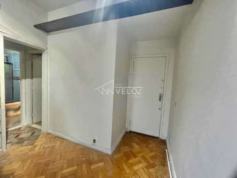 Apartamento à venda com 2 quartos, 61m² - Foto 19