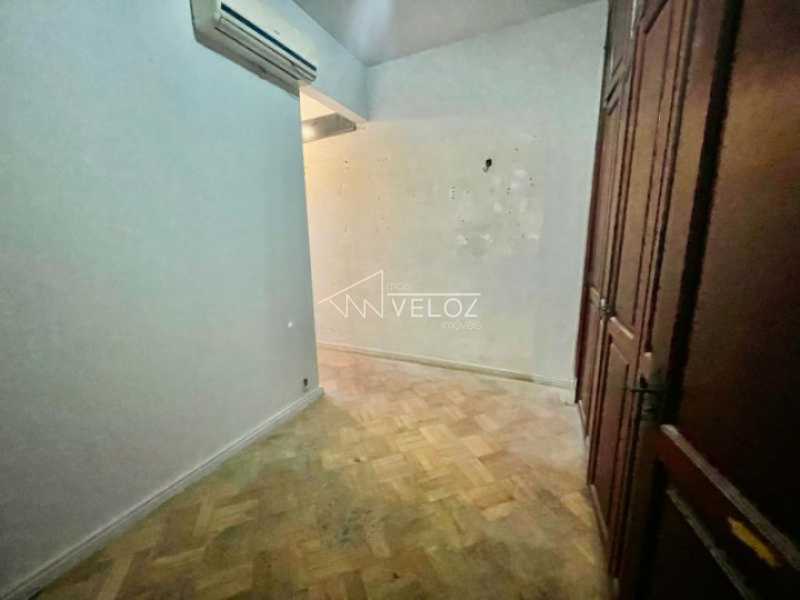 Apartamento à venda com 2 quartos, 61m² - Foto 13