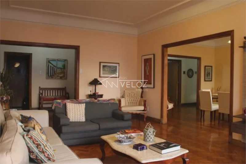 Apartamento à venda com 4 quartos, 220m² - Foto 2