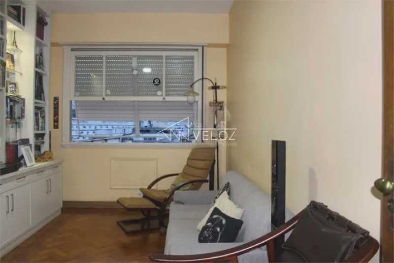 Apartamento à venda com 4 quartos, 220m² - Foto 18