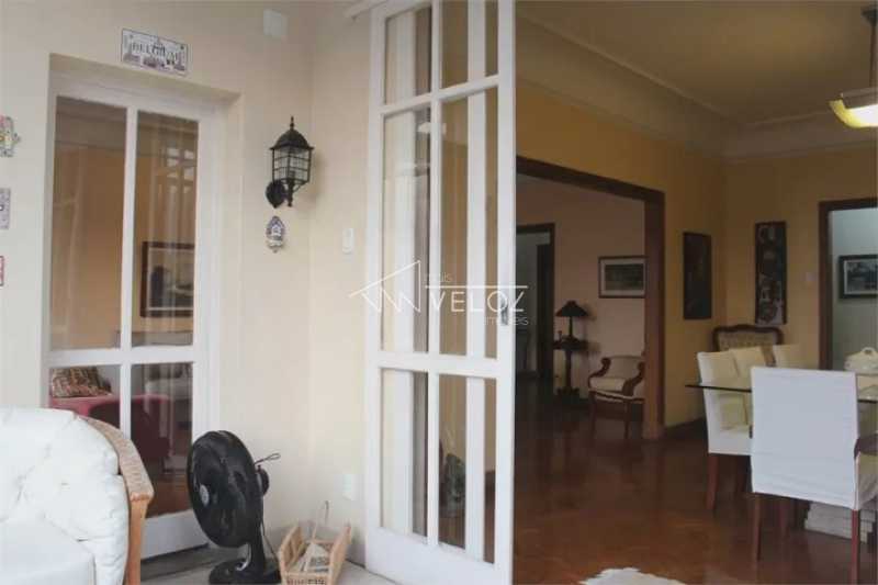 Apartamento à venda com 4 quartos, 220m² - Foto 25