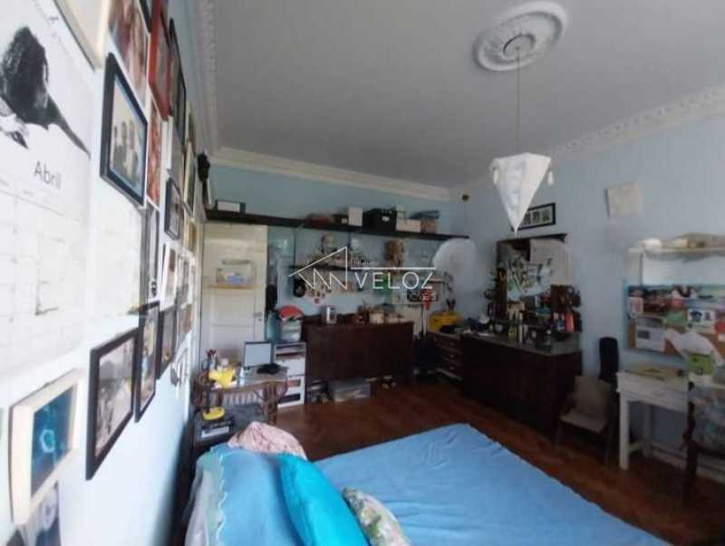 Apartamento à venda com 4 quartos, 230m² - Foto 9