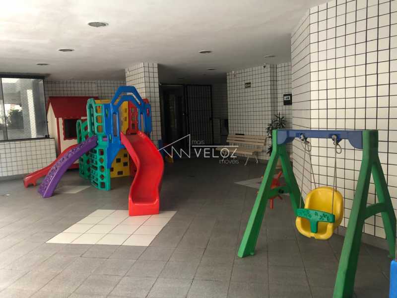 Apartamento à venda com 2 quartos, 86m² - Foto 23