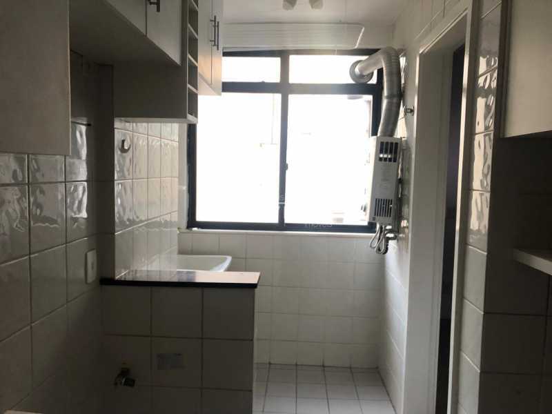 Apartamento à venda com 2 quartos, 86m² - Foto 18