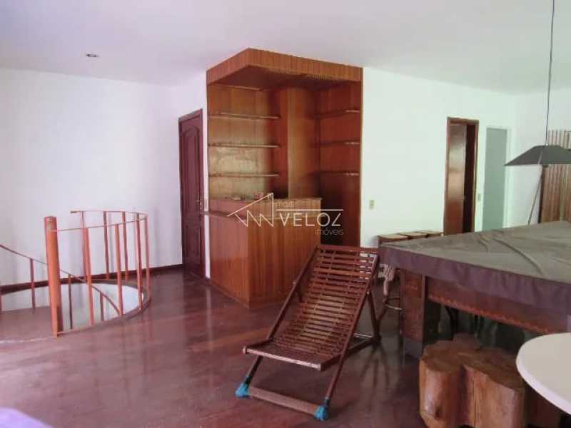 Apartamento à venda com 4 quartos, 283m² - Foto 2