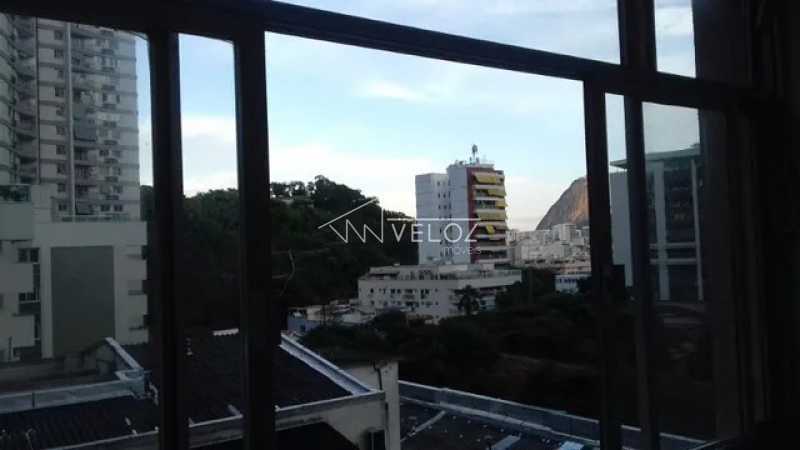 Apartamento à venda com 2 quartos, 60m² - Foto 2