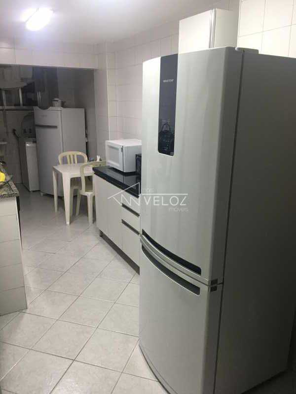 Apartamento à venda com 3 quartos, 102m² - Foto 2