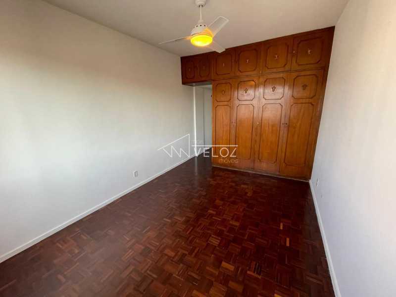 Apartamento à venda com 3 quartos, 120m² - Foto 15