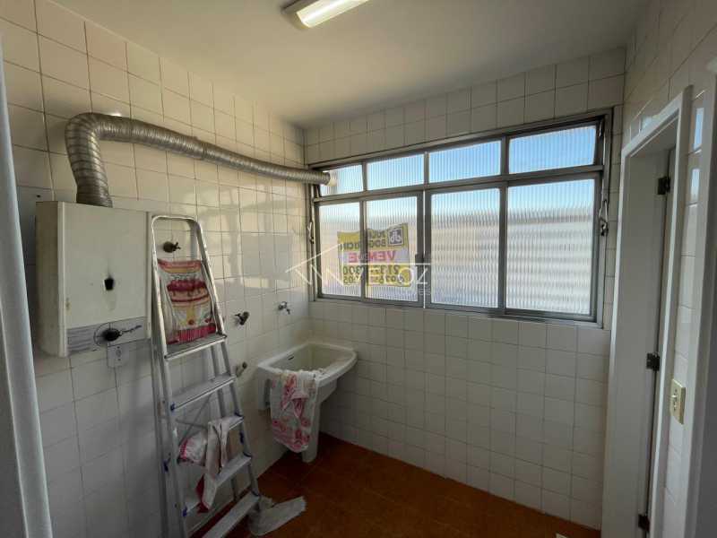 Apartamento à venda com 3 quartos, 120m² - Foto 23