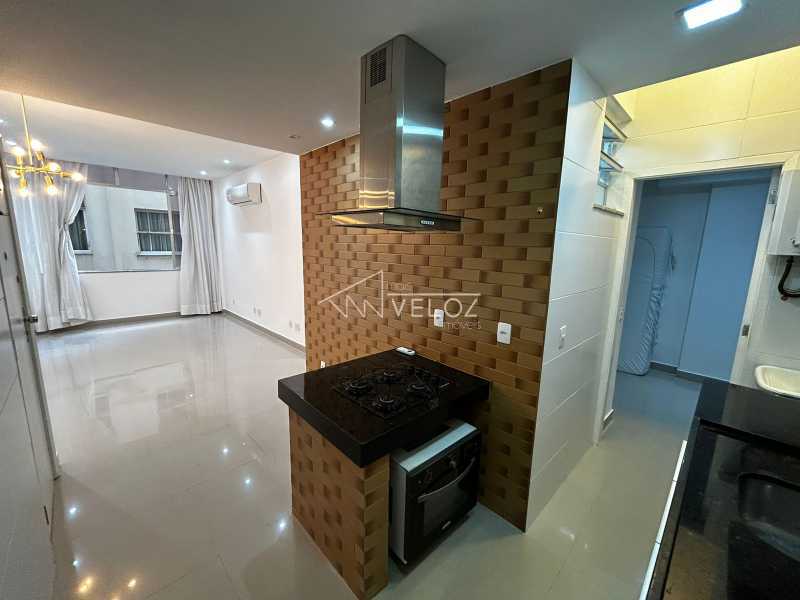 Apartamento à venda com 1 quarto, 55m² - Foto 11