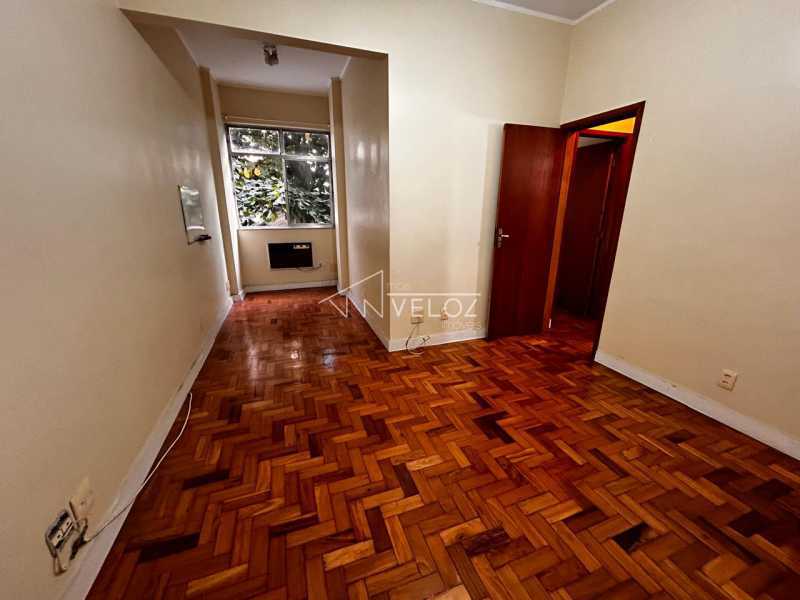 Apartamento à venda com 2 quartos, 55m² - Foto 2