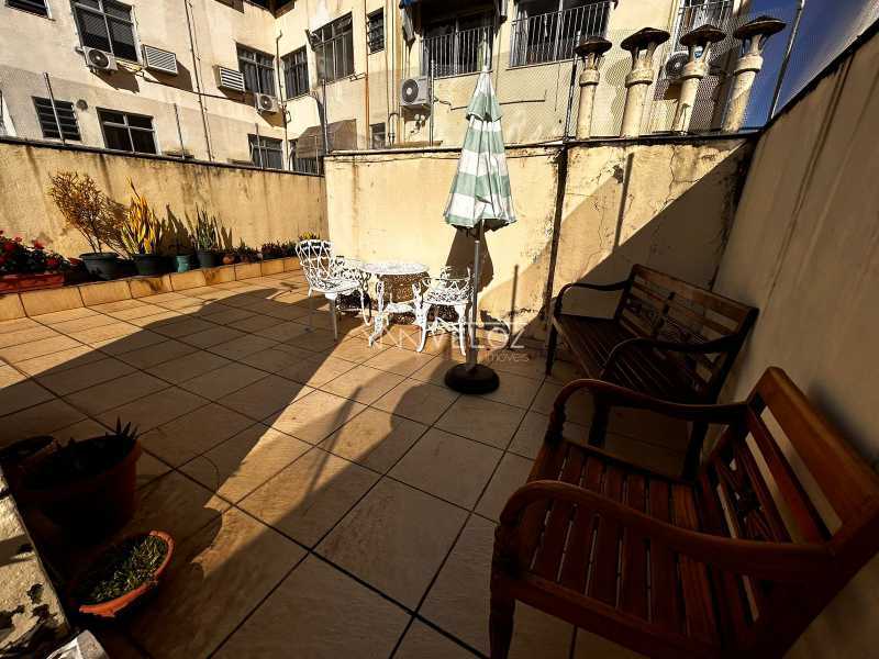 Apartamento à venda com 2 quartos, 55m² - Foto 24