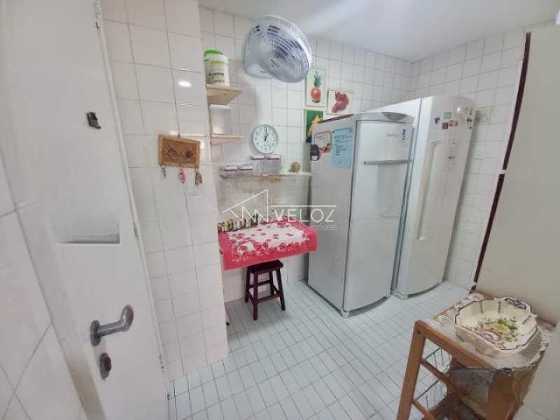 Apartamento à venda com 4 quartos, 158m² - Foto 10