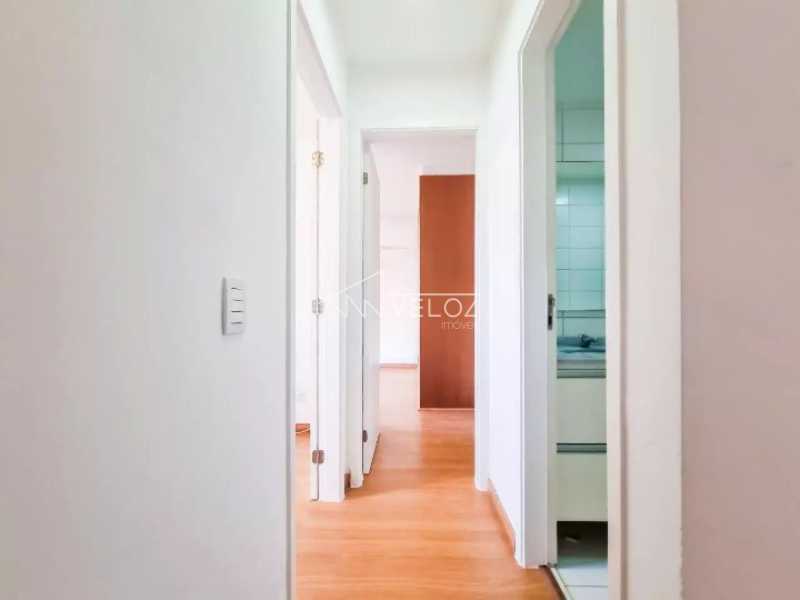 Apartamento à venda com 2 quartos, 70m² - Foto 8