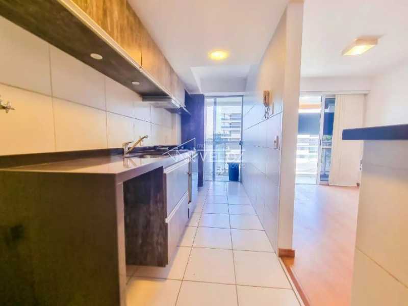 Apartamento à venda com 2 quartos, 70m² - Foto 14