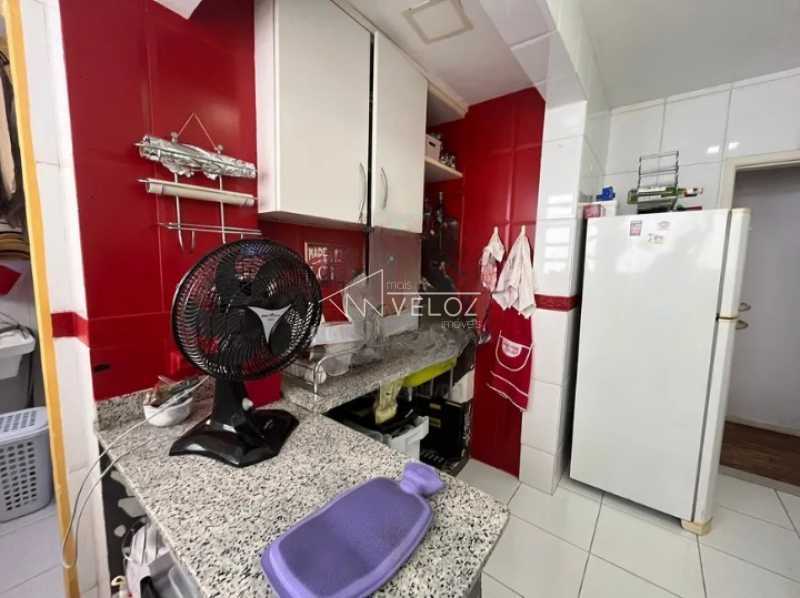 Apartamento à venda com 2 quartos, 64m² - Foto 6