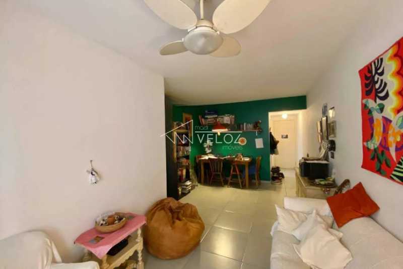 Apartamento à venda com 2 quartos, 74m² - Foto 2