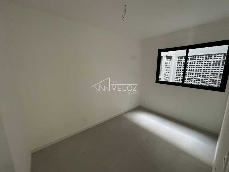 Apartamento à venda com 2 quartos, 60m² - Foto 13