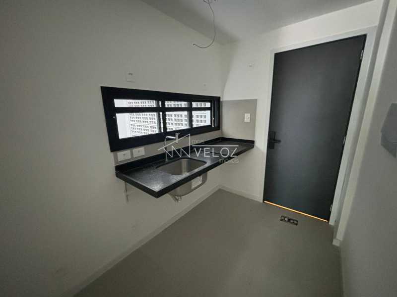 Apartamento à venda com 2 quartos, 60m² - Foto 15