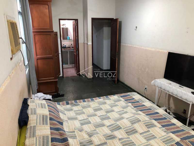 Casa à venda com 4 quartos, 700m² - Foto 5