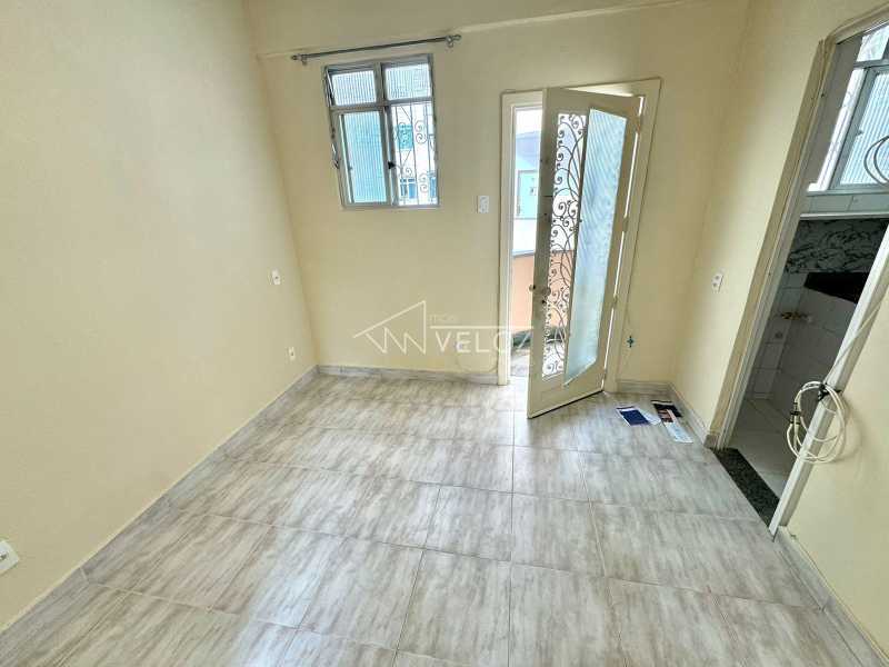 Apartamento à venda com 1 quarto, 30m² - Foto 3