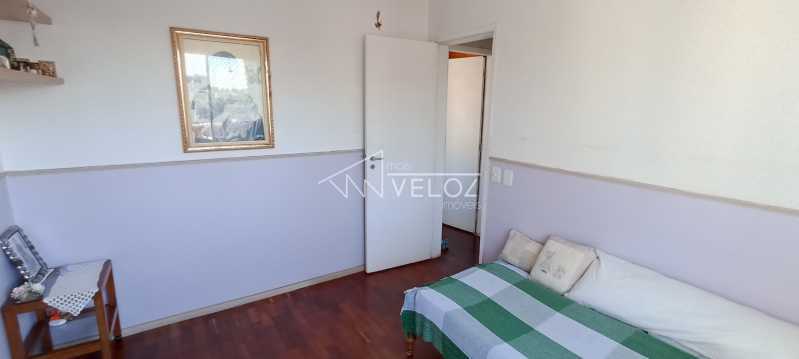 Apartamento à venda com 2 quartos, 84m² - Foto 11