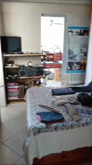 Apartamento à venda com 2 quartos, 75m² - Foto 17